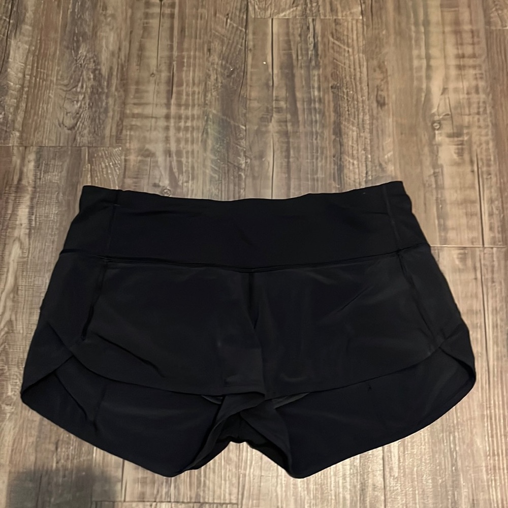 Lululemon low rise shorts